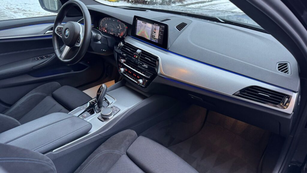 Profesionální detailing BMW 5 řady ve Zlíně – výsledek před a po